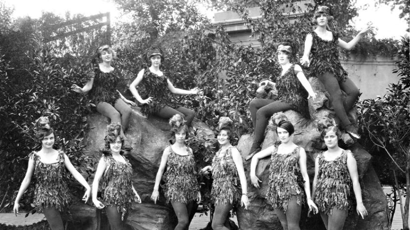 BW_1928_DancersFromTheWoodlands