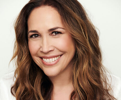 Headshot for Andrea Burns