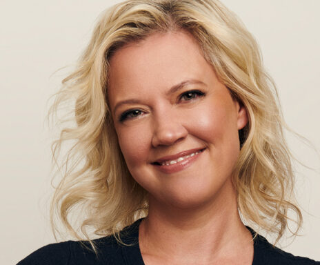 Headshot of Patti Murin